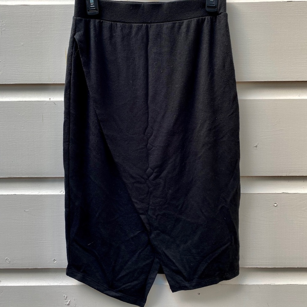 The Limited Asymmetrical Pencil Skirt (XS)